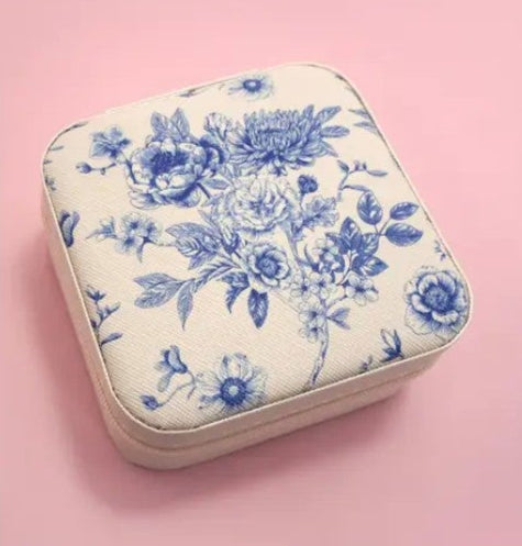 Blue Flower Jewelry Travel Case