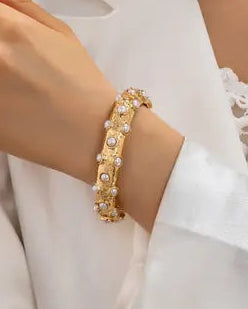 Vintage Pearl Bracelet